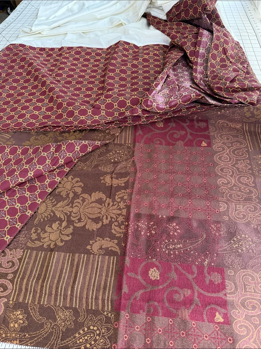 Queen Bed Skirt & 2 Standard Pillow Shams Burgundy Patchwork Paisley Traditional